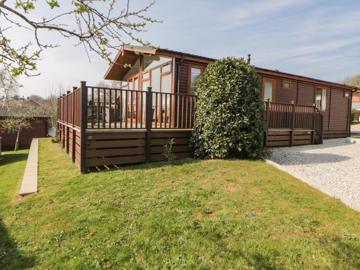 Meadow Lodge Плимът Екстериор снимка
