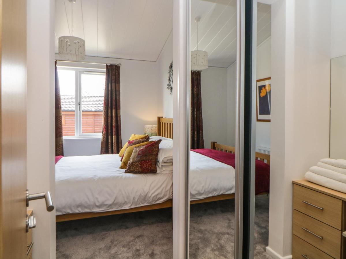Meadow Lodge Плимът Екстериор снимка