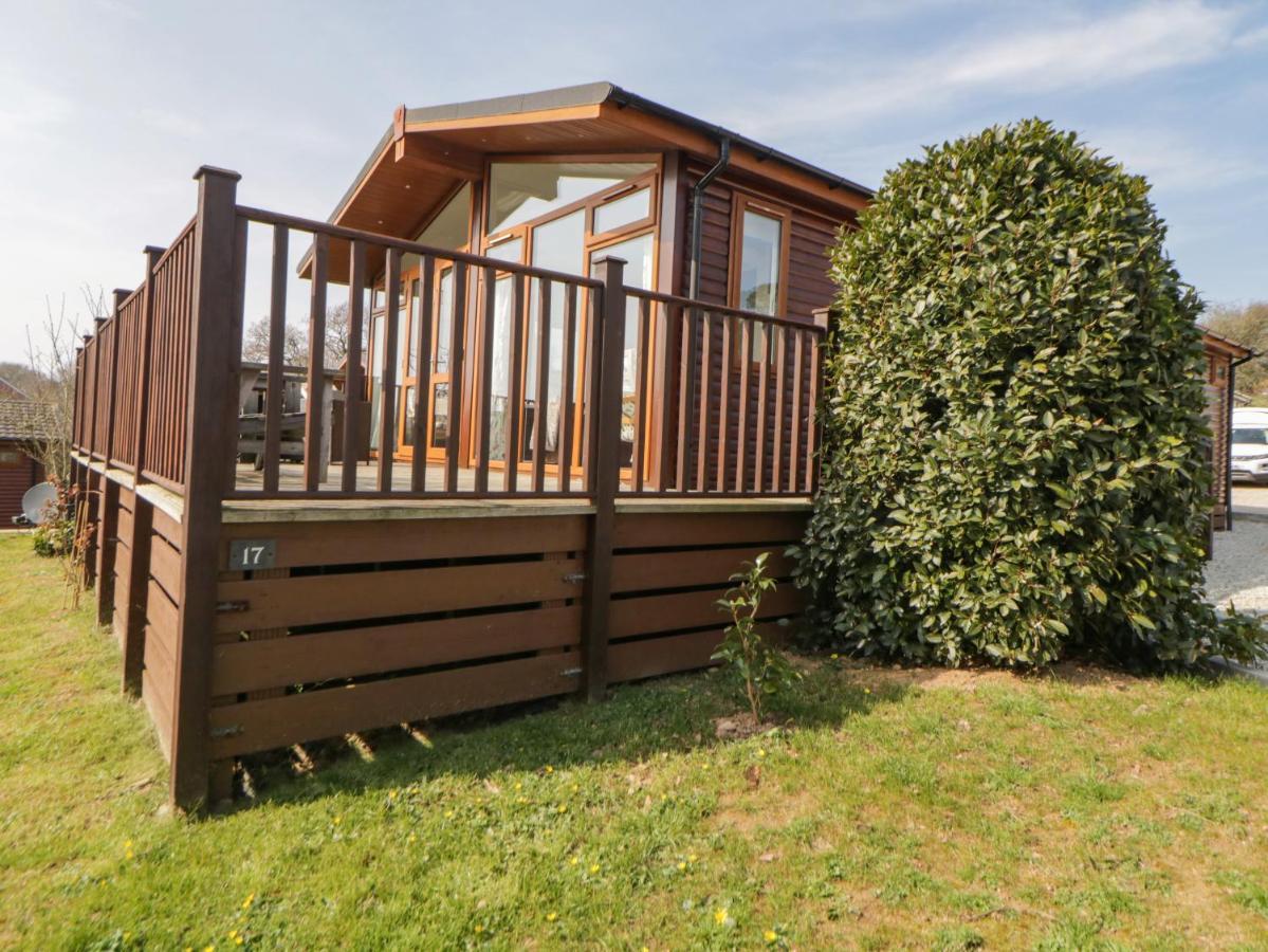 Meadow Lodge Плимът Екстериор снимка